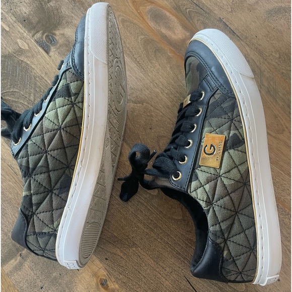 G by Guess camo sneakers - Picture 5 of 7